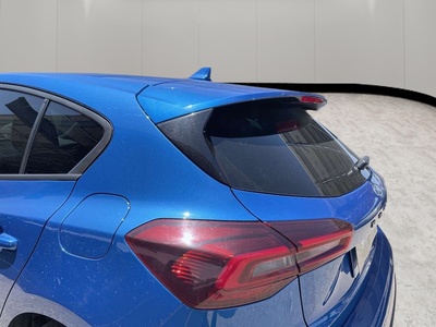 Ford Focus 1.0 Ecoboost MHEV ST-Line 92 kW (125 CV) 15 Ford Focus 1.0 Ecoboost MHEV ST-Line 92 kW (125 CV) 15