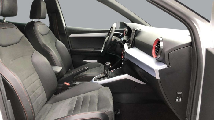 SEAT Arona 1.5 TSI FR XL DSG 110 kW (150 CV) Vehículo usado en Sevilla SEAT Arona 1.5 TSI FR XL DSG 110 kW (150 CV) Vehículo usado en Sevilla