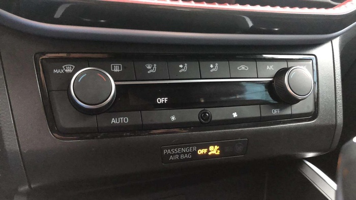 SEAT Arona 1.5 TSI FR XL DSG 110 kW (150 CV) Vehículo usado en Sevilla SEAT Arona 1.5 TSI FR XL DSG 110 kW (150 CV) Vehículo usado en Sevilla