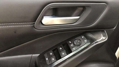 Nissan Qashqai DIG-T 140 mHEV Acenta 4x2 103 kW (140 CV) 9 Nissan Qashqai DIG-T 140 mHEV Acenta 4x2 103 kW (140 CV) 9