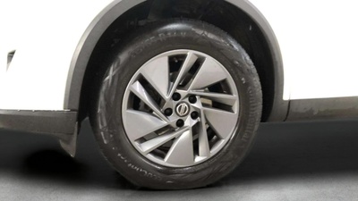 Nissan Qashqai DIG-T 140 mHEV Acenta 4x2 103 kW (140 CV) 7 Nissan Qashqai DIG-T 140 mHEV Acenta 4x2 103 kW (140 CV) 7