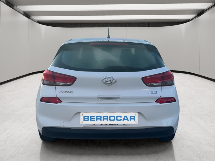 Hyundai i30 1.0 TGDI Klass 88 kW (120 CV) Vehículo usado en Sevilla Hyundai i30 1.0 TGDI Klass 88 kW (120 CV) Vehículo usado en Sevilla
