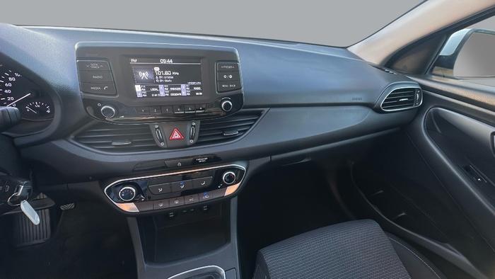 Hyundai i30 1.0 TGDI Klass 88 kW (120 CV) Vehículo usado en Sevilla Hyundai i30 1.0 TGDI Klass 88 kW (120 CV) Vehículo usado en Sevilla