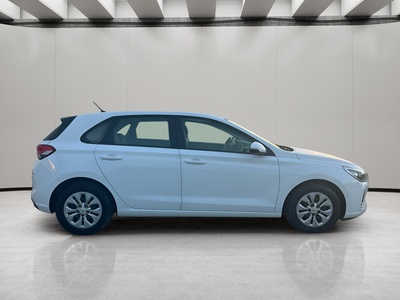 Hyundai i30 1.0 TGDI Klass 88 kW (120 CV) 7 Hyundai i30 1.0 TGDI Klass 88 kW (120 CV) 7