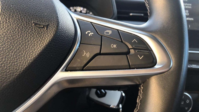 Renault Clio Equilibre TCe 66 kW (90 CV) Vehículo usado en Sevilla Renault Clio Equilibre TCe 66 kW (90 CV) Vehículo usado en Sevilla