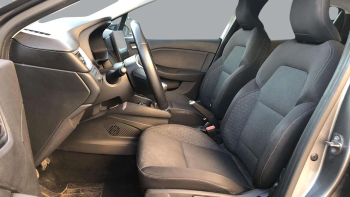 Renault Clio Equilibre TCe 66 kW (90 CV) Vehículo usado en Sevilla Renault Clio Equilibre TCe 66 kW (90 CV) Vehículo usado en Sevilla