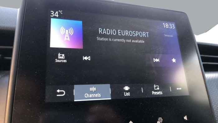 Renault Clio Equilibre TCe 66 kW (90 CV) Vehículo usado en Sevilla Renault Clio Equilibre TCe 66 kW (90 CV) Vehículo usado en Sevilla