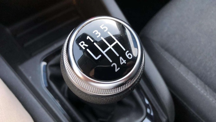 Renault Clio Equilibre TCe 66 kW (90 CV) Vehículo usado en Sevilla Renault Clio Equilibre TCe 66 kW (90 CV) Vehículo usado en Sevilla