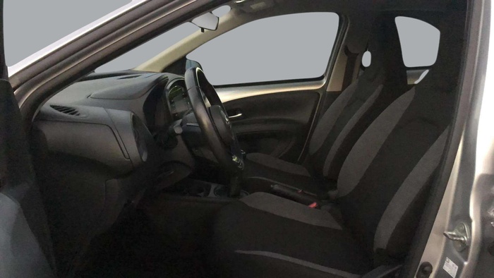 Toyota Aygo X Cross 1.0 VVT-I Play 53 kW (72 CV) Vehículo usado en Sevilla Toyota Aygo X Cross 1.0 VVT-I Play 53 kW (72 CV) Vehículo usado en Sevilla