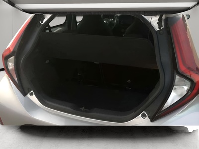 Toyota Aygo X Cross 1.0 VVT-I Play 53 kW (72 CV) 9 Toyota Aygo X Cross 1.0 VVT-I Play 53 kW (72 CV) 9