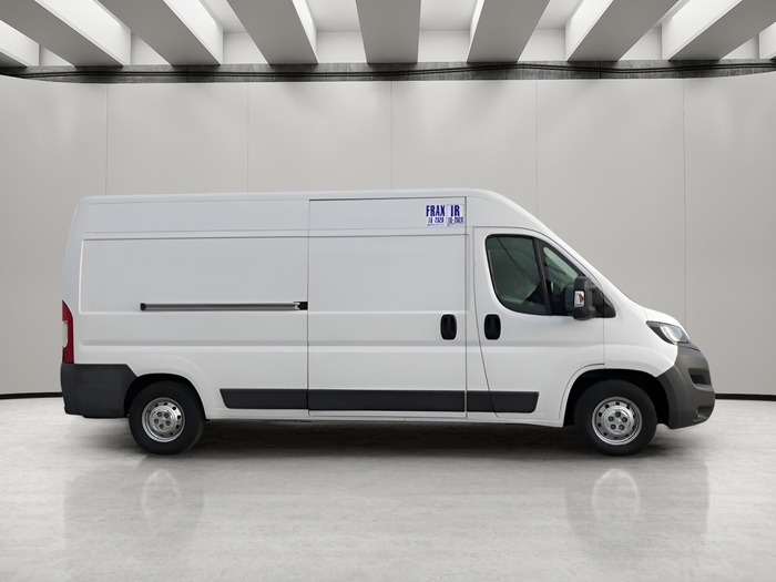 Peugeot Boxer Furgon BlueHDi 130 335 L3H2 96 kW (130 CV) Vehículo usado en Sevilla Peugeot Boxer Furgon BlueHDi 130 335 L3H2 96 kW (130 CV) Vehículo usado en Sevilla