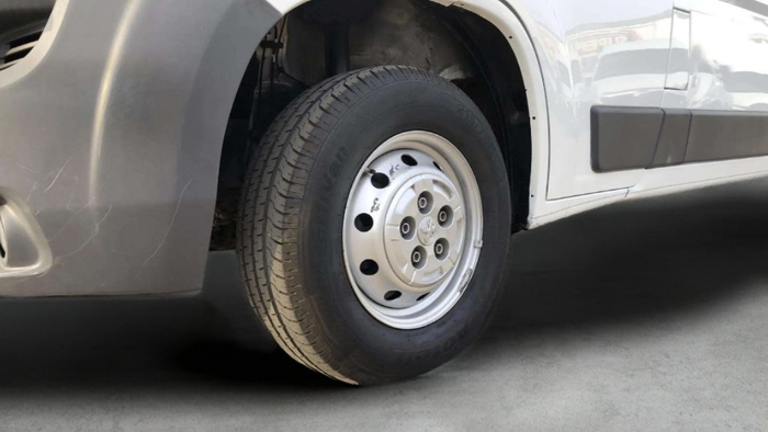 Peugeot Boxer Furgon BlueHDi 130 335 L3H2 96 kW (130 CV) Vehículo usado en Sevilla Peugeot Boxer Furgon BlueHDi 130 335 L3H2 96 kW (130 CV) Vehículo usado en Sevilla