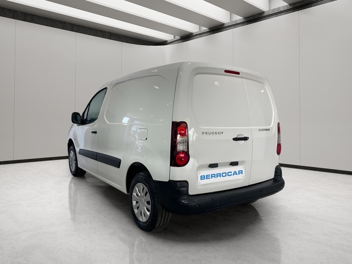 Peugeot Partner Furgón Electric Confort L1 49 kW (67 CV) Vehículo usado en Sevilla Peugeot Partner Furgón Electric Confort L1 49 kW (67 CV) Vehículo usado en Sevilla