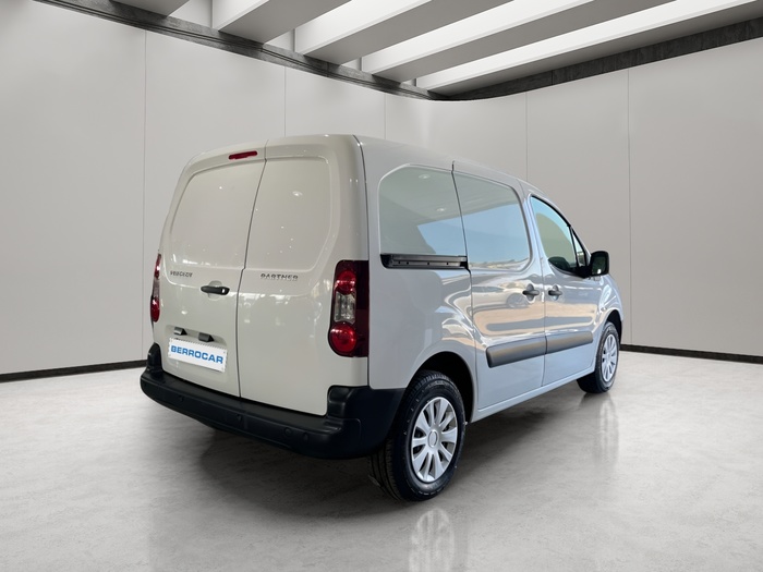 Peugeot Partner Furgón Electric Confort L1 49 kW (67 CV) Vehículo usado en Sevilla Peugeot Partner Furgón Electric Confort L1 49 kW (67 CV) Vehículo usado en Sevilla