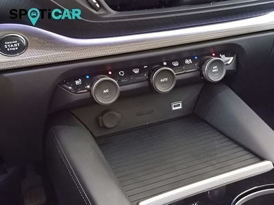 Citroen C5 X Hybrid 225 Shine e-EAT8 165 kW (225 CV) 10 Citroen C5 X Hybrid 225 Shine e-EAT8 165 kW (225 CV) 10