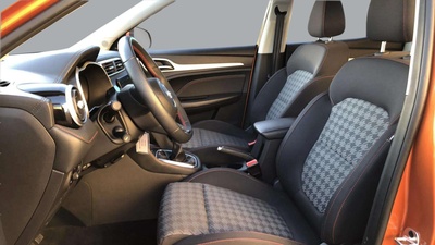 MG ZS 1.5 Comfort 78 kW (106 CV) 7 MG ZS 1.5 Comfort 78 kW (106 CV) 7