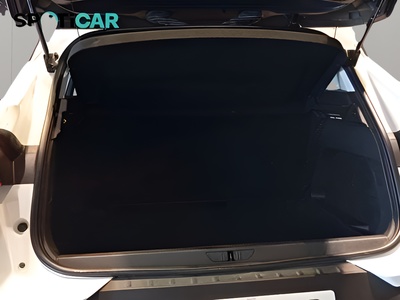 Opel Grandland X 1.2 Turbo Selective 96 kW (130 CV) 10 Opel Grandland X 1.2 Turbo Selective 96 kW (130 CV) 10