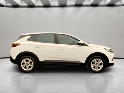 Opel Grandland X 1.2 Turbo Selective 96 kW (130 CV) 3 Opel Grandland X 1.2 Turbo Selective 96 kW (130 CV) 3