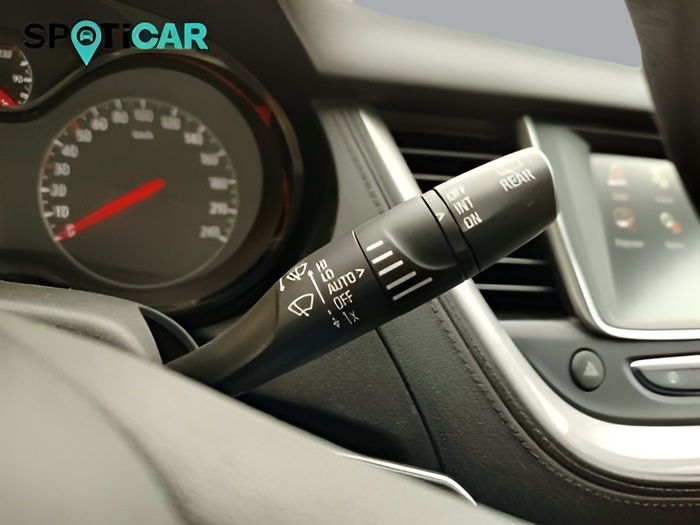 Opel Grandland X 1.2 Turbo Selective 96 kW (130 CV) Vehículo usado en Sevilla Opel Grandland X 1.2 Turbo Selective 96 kW (130 CV) Vehículo usado en Sevilla