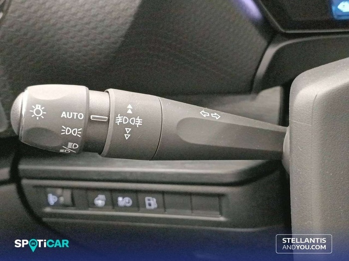 Citroen C5 X Hybrid 225 Shine e-EAT8 165 kW (225 CV) Vehículo usado en Sevilla Citroen C5 X Hybrid 225 Shine e-EAT8 165 kW (225 CV) Vehículo usado en Sevilla