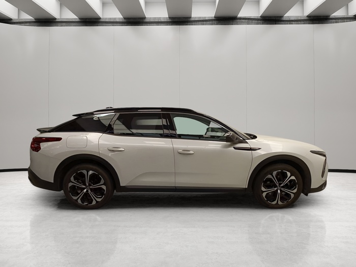 Citroen C5 X Hybrid 225 Shine e-EAT8 165 kW (225 CV) Vehículo usado en Sevilla Citroen C5 X Hybrid 225 Shine e-EAT8 165 kW (225 CV) Vehículo usado en Sevilla