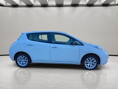 Nissan Leaf 24kWh Visia 80 kW (109 CV) 2 Nissan Leaf 24kWh Visia 80 kW (109 CV) 2