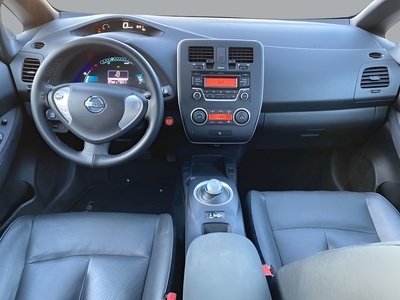 Nissan Leaf 24kWh Visia 80 kW (109 CV) 18 Nissan Leaf 24kWh Visia 80 kW (109 CV) 18