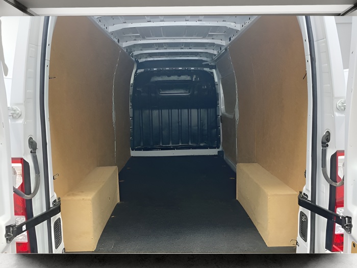 Renault Master Furgon dCi 110 T L3H2 3500 81 kW (110 CV) Vehículo usado en Sevilla Renault Master Furgon dCi 110 T L3H2 3500 81 kW (110 CV) Vehículo usado en Sevilla