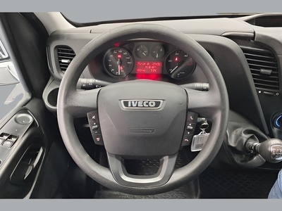 Iveco Daily Furgon 2.3 TD 35S 16 V 4100/H2 115 kW (156 CV) 9 Iveco Daily Furgon 2.3 TD 35S 16 V 4100/H2 115 kW (156 CV) 9