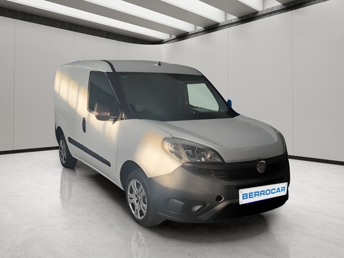 Fiat Dobló Cargo 1.3 Multijet Base 55 kW (75 CV) Vehículo usado en Sevilla Fiat Dobló Cargo 1.3 Multijet Base 55 kW (75 CV) Vehículo usado en Sevilla