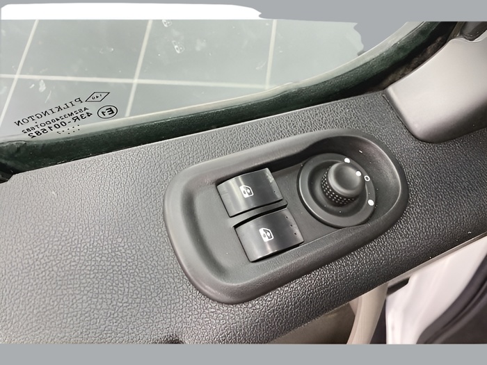 Opel Movano Furgon 2.3 CDTI L3H2 3.5t 96 kW (130 CV) Vehículo usado en Sevilla Opel Movano Furgon 2.3 CDTI L3H2 3.5t 96 kW (130 CV) Vehículo usado en Sevilla