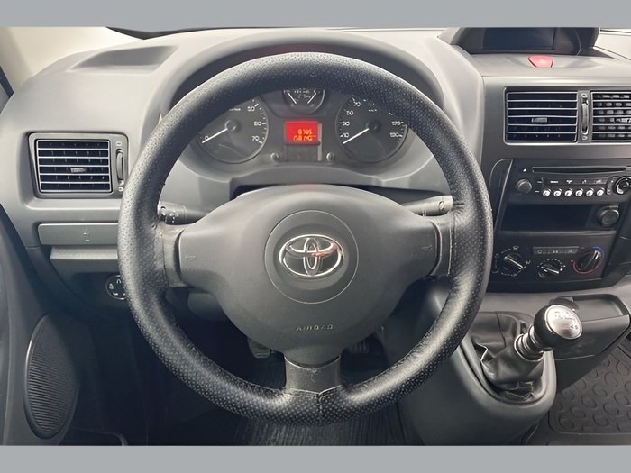 Toyota Proace Furgon 2.0D Comfort L2H1 94 kW (128 CV) Vehículo usado en Sevilla Toyota Proace Furgon 2.0D Comfort L2H1 94 kW (128 CV) Vehículo usado en Sevilla