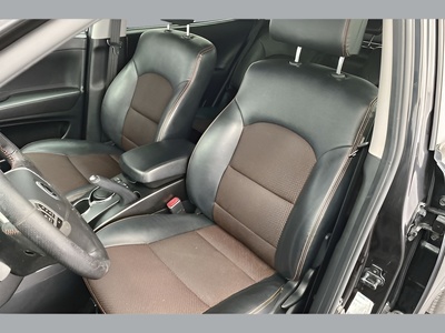 Ssangyong Korando 2.0 D20T Line 4x2 129 kW (175 CV) 15 Ssangyong Korando 2.0 D20T Line 4x2 129 kW (175 CV) 15