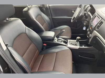 Ssangyong Korando 2.0 D20T Line 4x2 129 kW (175 CV) 18 Ssangyong Korando 2.0 D20T Line 4x2 129 kW (175 CV) 18