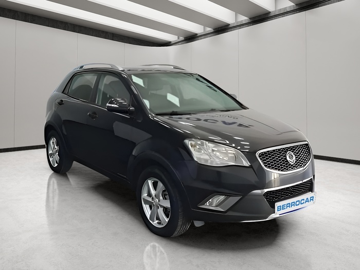 Ssangyong Korando 2.0 D20T Line 4x2 129 kW (175 CV) Vehículo usado en Sevilla Ssangyong Korando 2.0 D20T Line 4x2 129 kW (175 CV) Vehículo usado en Sevilla