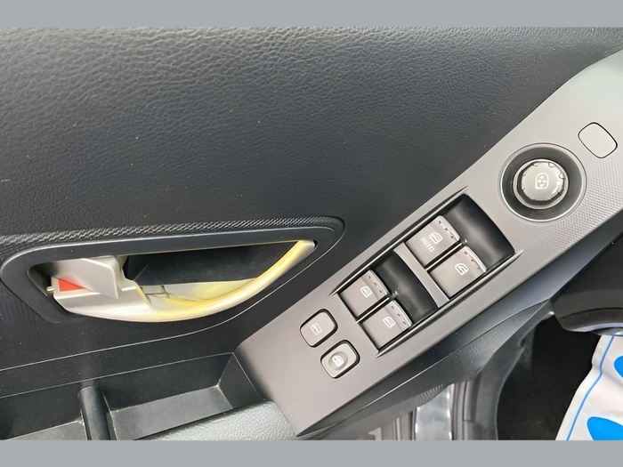 Ssangyong Korando 2.0 D20T Line 4x2 129 kW (175 CV) Vehículo usado en Sevilla Ssangyong Korando 2.0 D20T Line 4x2 129 kW (175 CV) Vehículo usado en Sevilla