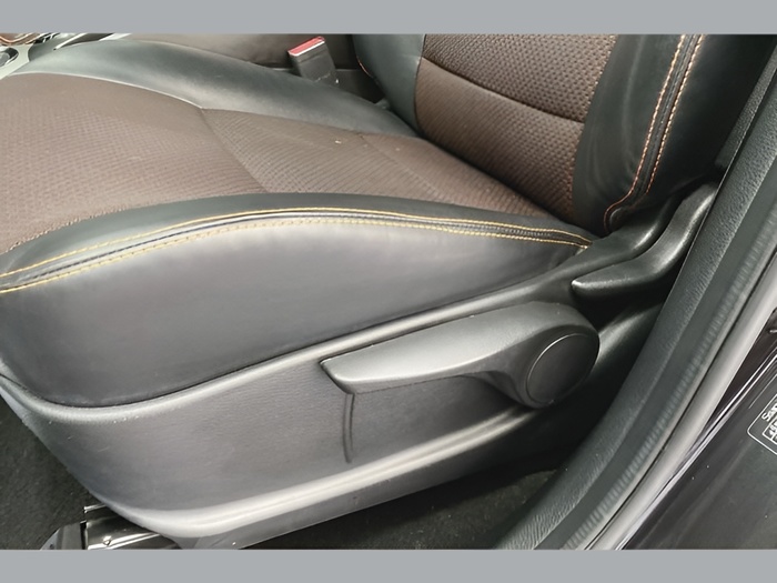 Ssangyong Korando 2.0 D20T Line 4x2 129 kW (175 CV) Vehículo usado en Sevilla Ssangyong Korando 2.0 D20T Line 4x2 129 kW (175 CV) Vehículo usado en Sevilla