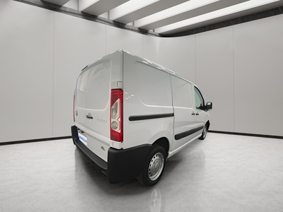 Fiat Scudo Furgon 1.6 MultiJet 10 Comfort 66 kW (90 CV) 8 Fiat Scudo Furgon 1.6 MultiJet 10 Comfort 66 kW (90 CV) 8