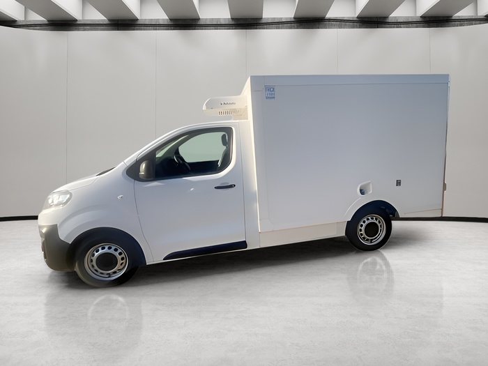 Citroen Jumpy Cabina BlueHDi 120 Talla M Confort 90 kW (122 CV) Vehículo usado en Sevilla Citroen Jumpy Cabina BlueHDi 120 Talla M Confort 90 kW (122 CV) Vehículo usado en Sevilla