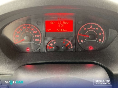 Peugeot Boxer Furgon BlueHDi 140 S&S 335 L3H2 103 kW (140 CV) 17 Peugeot Boxer Furgon BlueHDi 140 S&S 335 L3H2 103 kW (140 CV) 17
