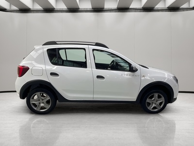 Dacia Sandero Stepway Essential TCe 66 kW (90 CV) 2 Dacia Sandero Stepway Essential TCe 66 kW (90 CV) 2