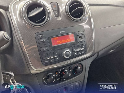 Dacia Sandero Stepway Essential TCe 66 kW (90 CV) 16 Dacia Sandero Stepway Essential TCe 66 kW (90 CV) 16