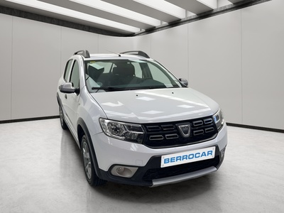 Dacia Sandero Stepway Essential TCe 66 kW (90 CV) 1 Dacia Sandero Stepway Essential TCe 66 kW (90 CV) 1