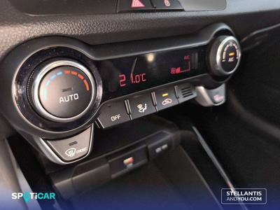 Kia Stonic 1.0 T-GDi MHEV Drive 74 kW (100 CV) 16 Kia Stonic 1.0 T-GDi MHEV Drive 74 kW (100 CV) 16