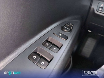 Kia Stonic 1.0 T-GDi MHEV Drive 74 kW (100 CV) 17 Kia Stonic 1.0 T-GDi MHEV Drive 74 kW (100 CV) 17