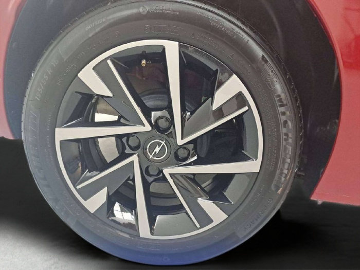 Opel Corsa 1.2 Turbo XHL Edition 74 kW (100 CV) Vehículo usado en Sevilla Opel Corsa 1.2 Turbo XHL Edition 74 kW (100 CV) Vehículo usado en Sevilla