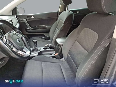 Kia Sportage 1.6 MHEV Drive 4x2 100 kW (136 CV) 9 Kia Sportage 1.6 MHEV Drive 4x2 100 kW (136 CV) 9