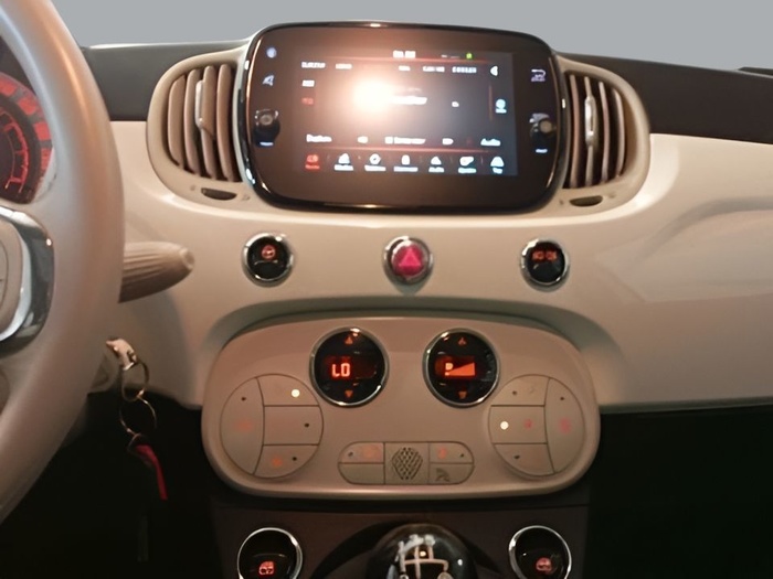 Fiat 500 1.2 8v Lounge 51 kW (69 CV) Vehículo usado en Sevilla Fiat 500 1.2 8v Lounge 51 kW (69 CV) Vehículo usado en Sevilla