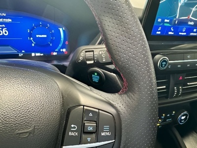 Ford Kuga 1.5 EcoBoost ST-Line X 4x2 110 kW (150 CV) 14 Ford Kuga 1.5 EcoBoost ST-Line X 4x2 110 kW (150 CV) 14