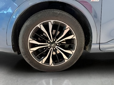 Ford Kuga 1.5 EcoBoost ST-Line X 4x2 110 kW (150 CV) 9 Ford Kuga 1.5 EcoBoost ST-Line X 4x2 110 kW (150 CV) 9